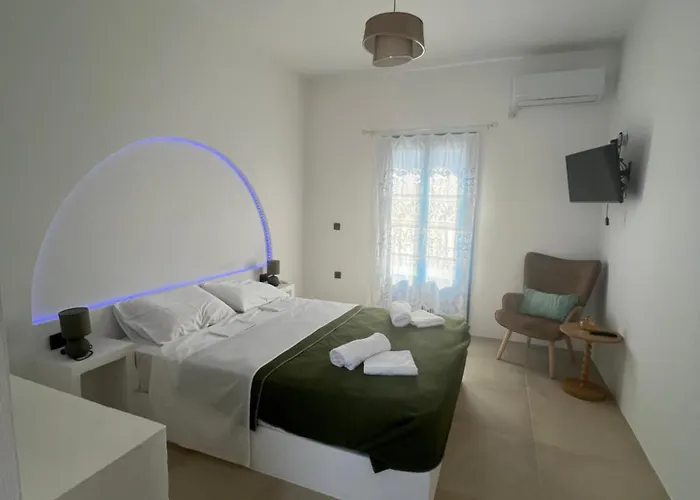 Nikosgardenplacebythesea Amorgos